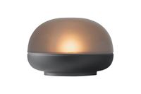 Trådløs rund lampe i sort med mørk glas.