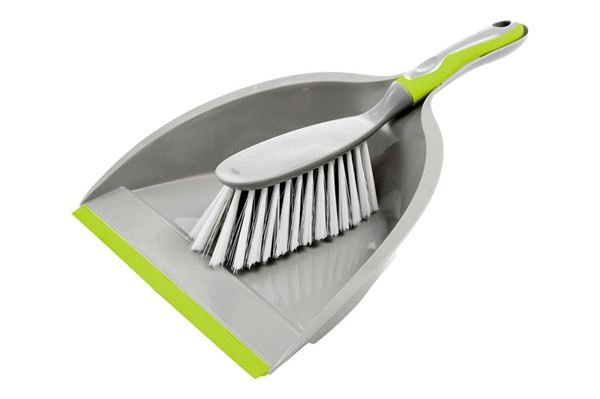 Fejesæt - kost og fejebakke